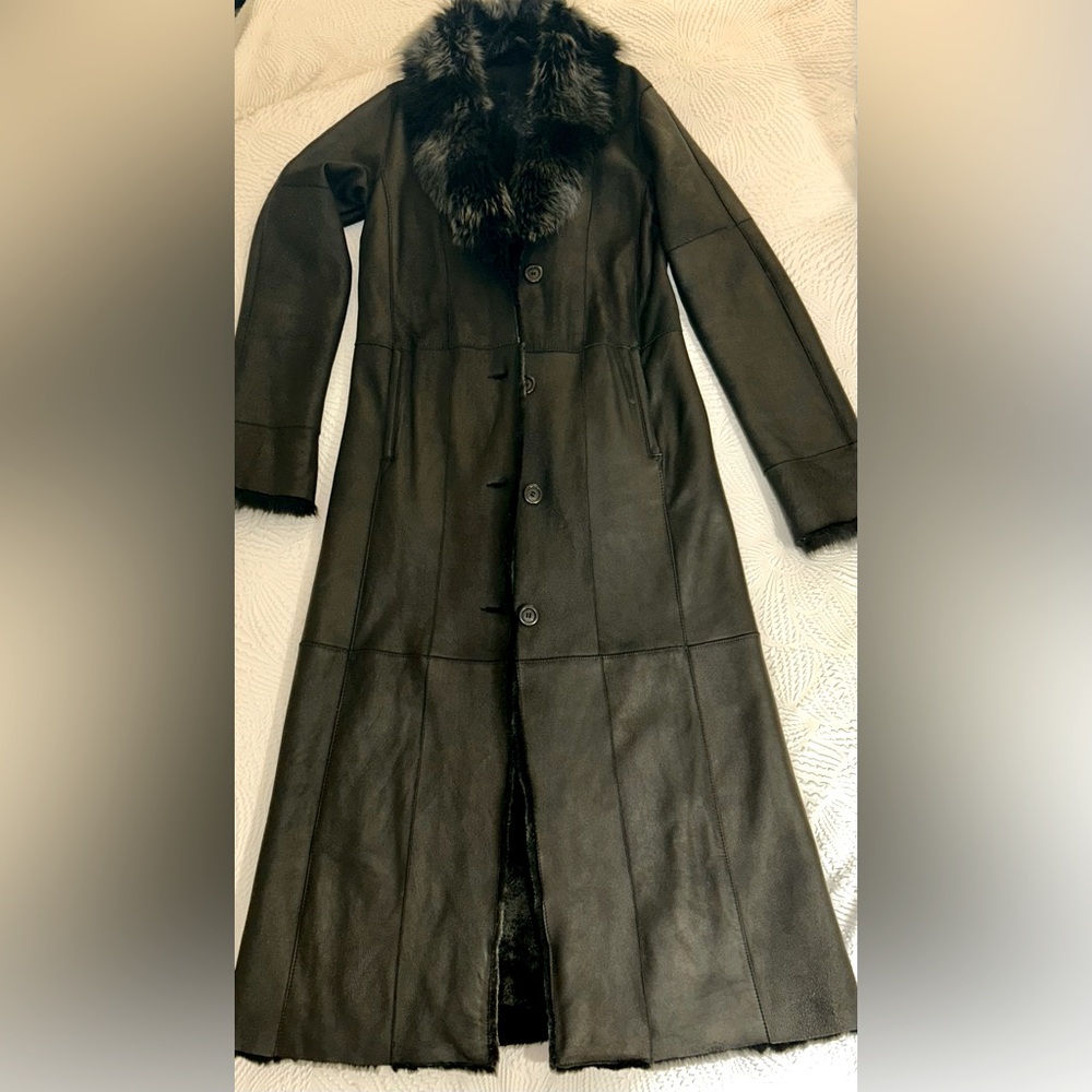 Gorgeous Full Length Black Shearling / Sheepskin Danier Coat - Small